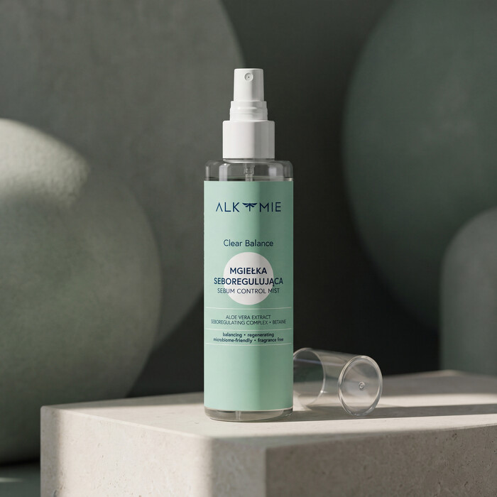 Seboregulująca mgiełka do twarzy Clear Balance 100ml | Alkmie