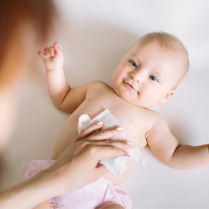 Momme HYDRO WIPES 12 szt. – Chusteczki nawilżane 99,9% wody